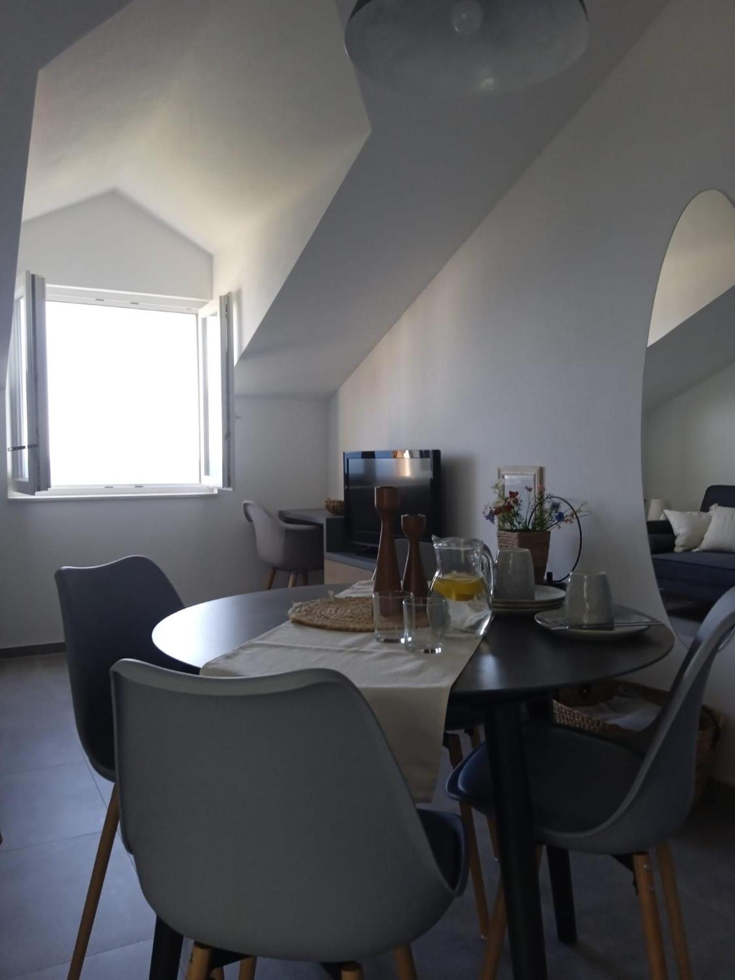 Apartmani Nila Sveta Nedelja  Eksteriør billede