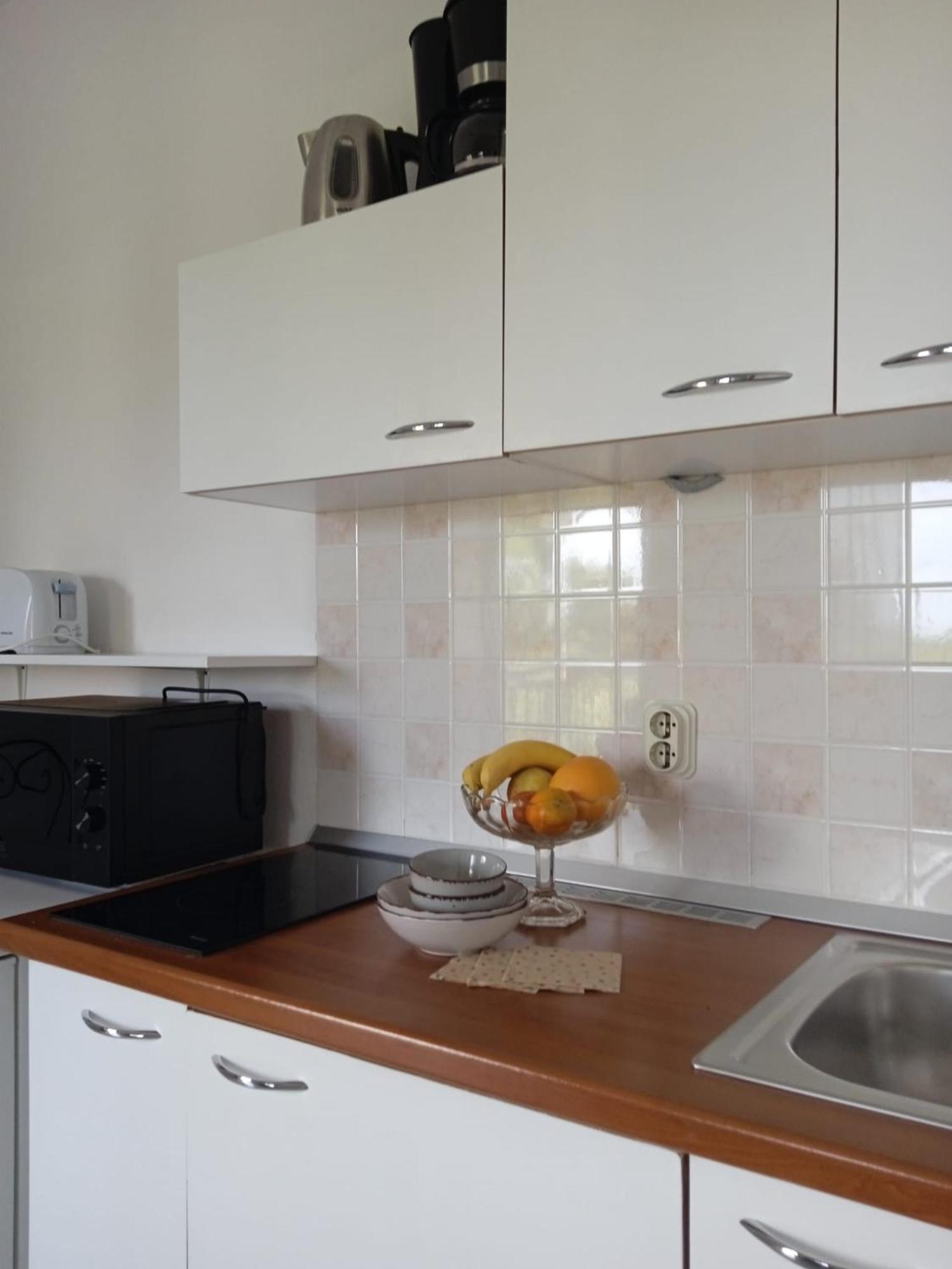 Apartmani Nila Sveta Nedelja  Eksteriør billede