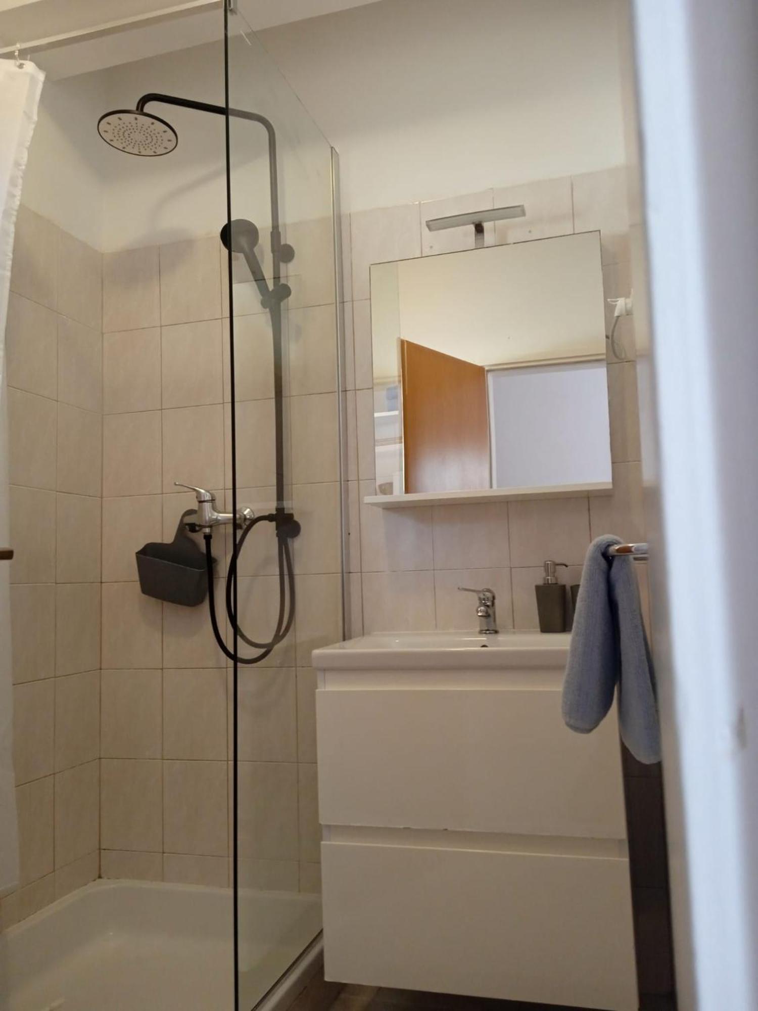 Apartmani Nila Sveta Nedelja  Eksteriør billede